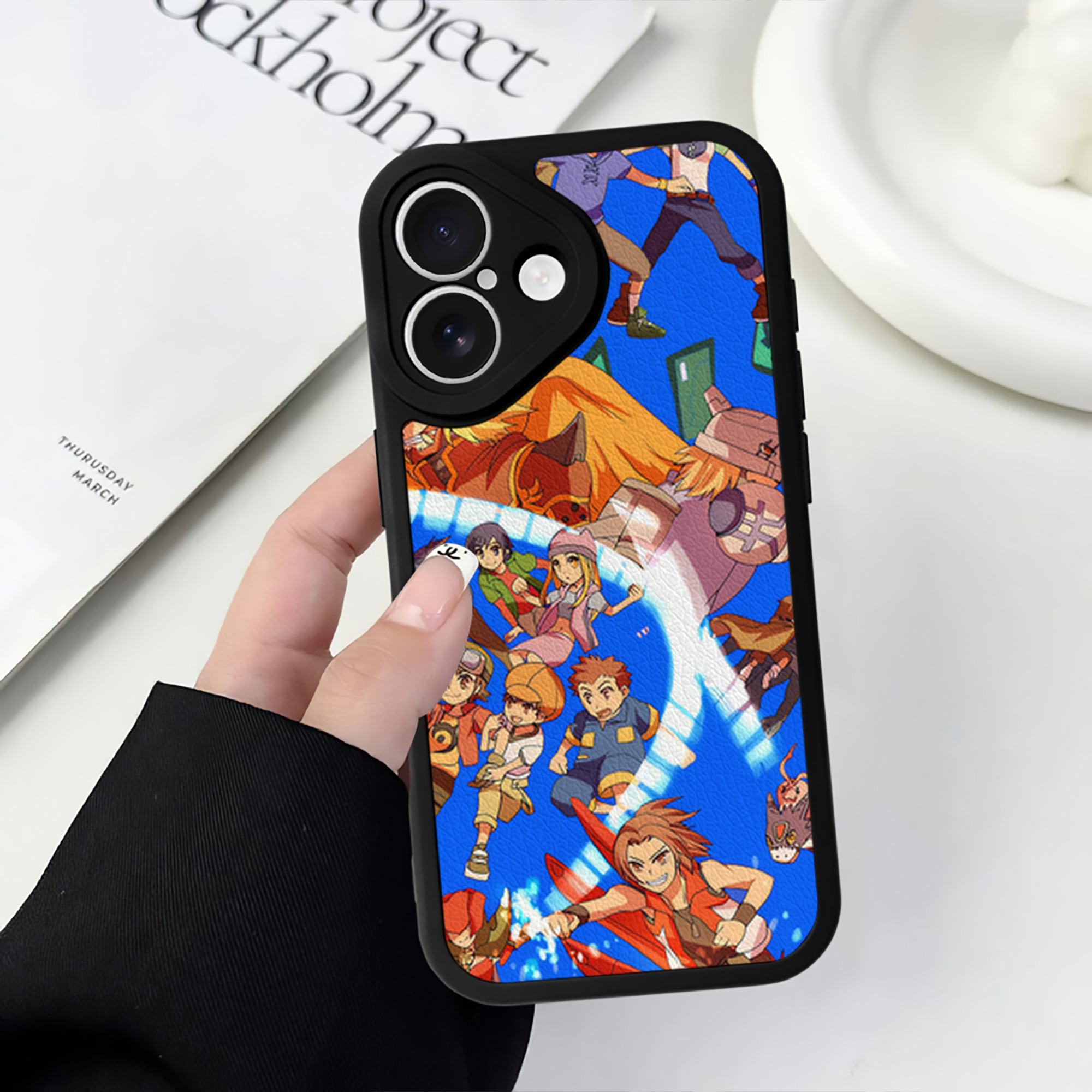 （画像用） Digimon デジタルモンスター/デジモン 【iPhone 16シリーズ対応】シリコンスマホケース（レザー調） 材質：シリコン